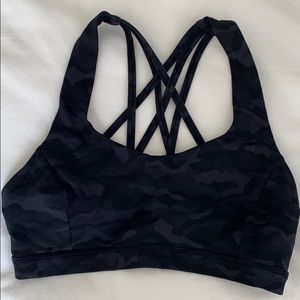 Lululemon sports bra